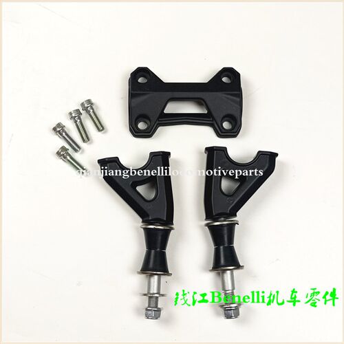 适用贝纳利黄巡BJ600GS-A/蓝宝龙BJ300GS/302 方向把下座 上压块