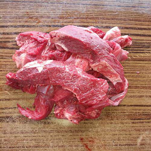 商用牛碎肉新鲜边角料牛碎腩餐饮剔骨牛肉牛筋腩快餐真空五斤包邮