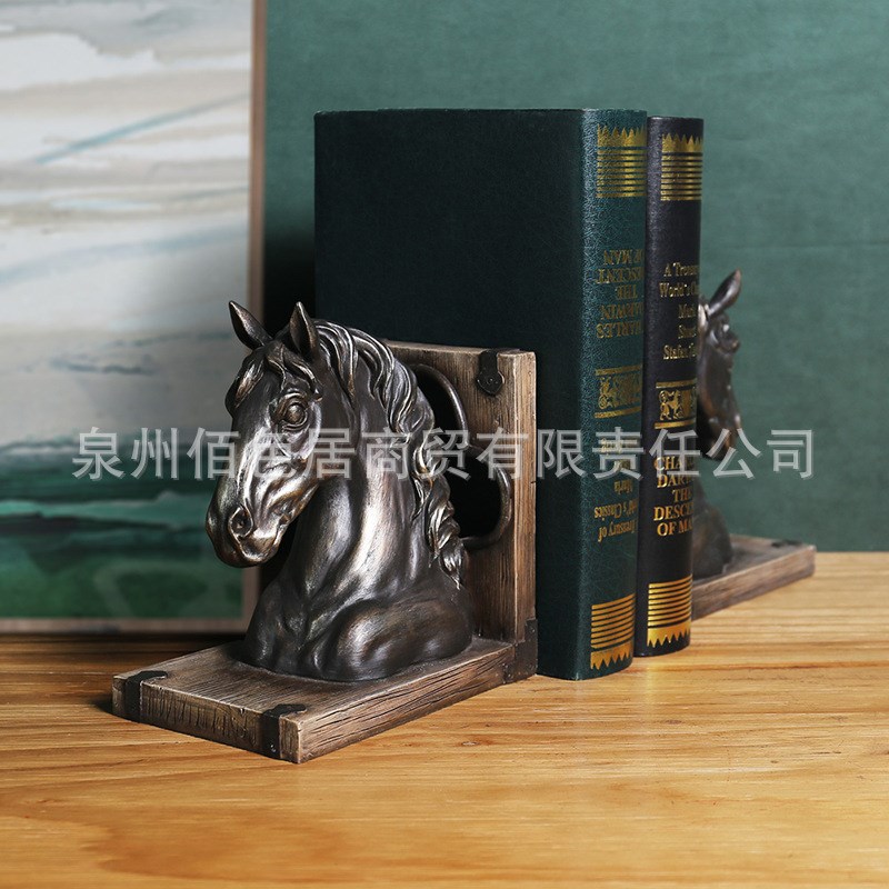 美式复古书档家居办公室书房摆件动物马头树脂书立样品房软装摆件