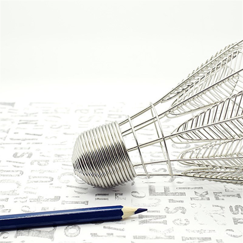 厂家特色创意礼品羽毛球金属创意笔筒简约不锈钢笔筒桌面摆件