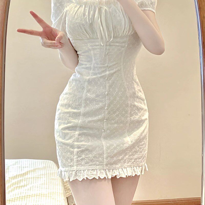 方领泡泡袖甜美减龄纯欲风连衣裙女夏季新款微胖大码小个子裙子潮