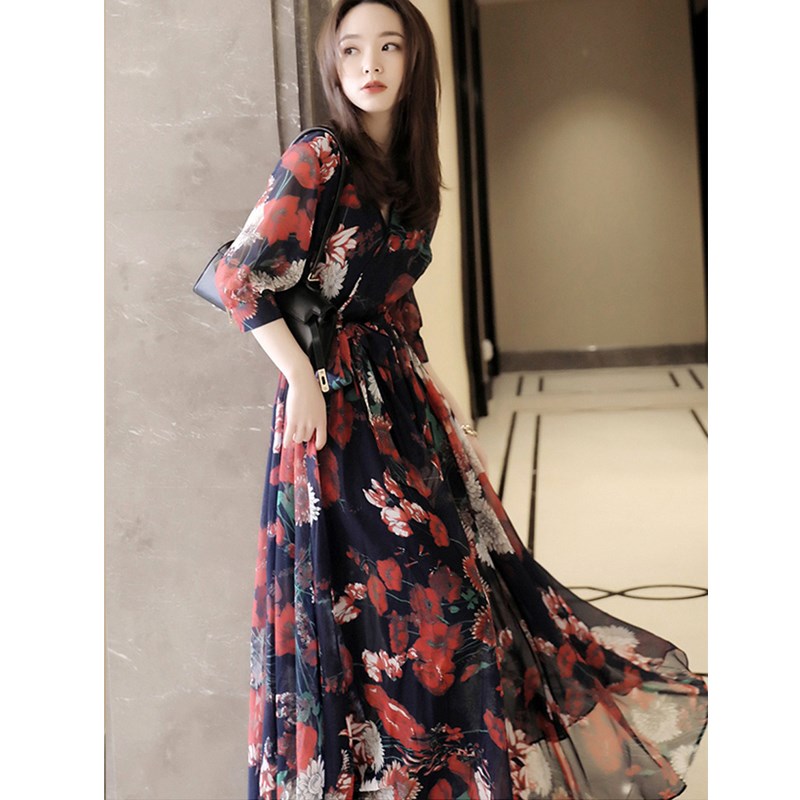 2025新款夏大码女装法式茶歇显瘦长裙微胖妹妹遮肚脚踝雪纺连衣裙