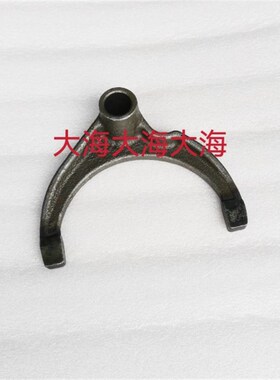 雷沃欧豹TD800 804 820 904 950 954 1000 变速箱 Z三四档拨叉