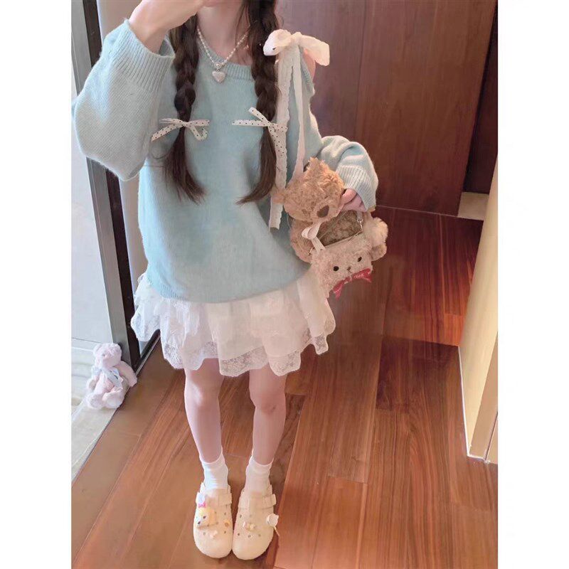 韩系少女蓝色针织衫毛衣女2024早春秋新款宽松慵懒学院风露肩上衣