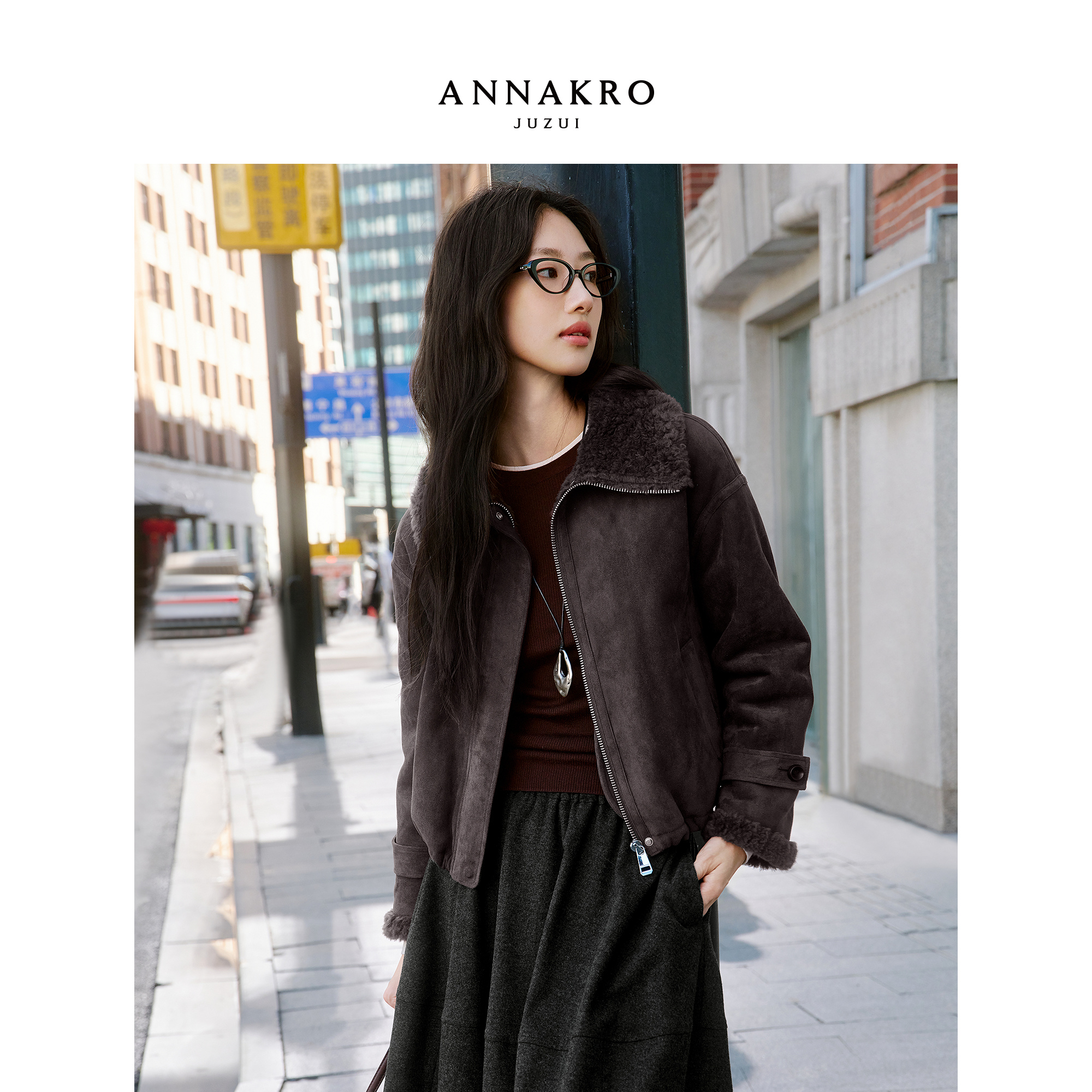 中性色系 低调贵气 下摆抽绳 机车外套