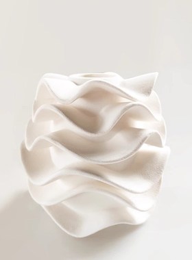 现代简约褶皱花瓣几何花器创意样板间F陶瓷花瓶餐厅客厅装饰品摆