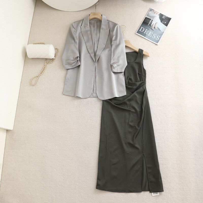 伊系!高级灰休闲时尚七分袖西装外套方领开叉背心连衣裙两件套女