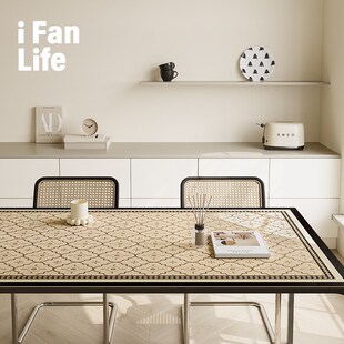 皮革餐桌布轻奢高级感复古桌垫茶几书桌防油防水防烫桌面垫子