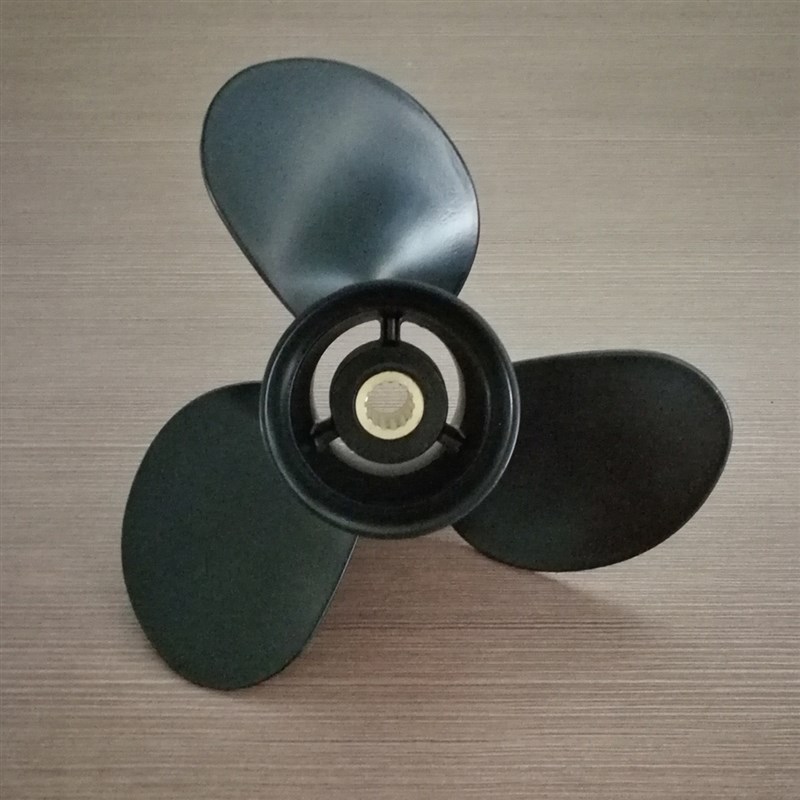 东发18马力9寸螺旋桨,9.25X9东发船.外机螺旋桨