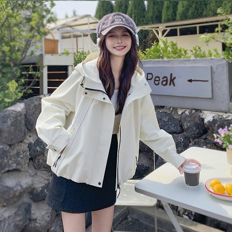 白色春季外套女春装女款2025年新款女士短款休闲百搭洋气春秋上衣