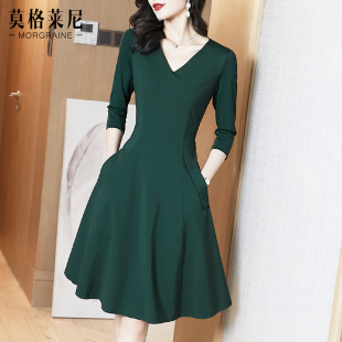 收腰气质高端轻熟风显瘦裙子 女装 墨绿色复古连衣裙秋季 2021年新款