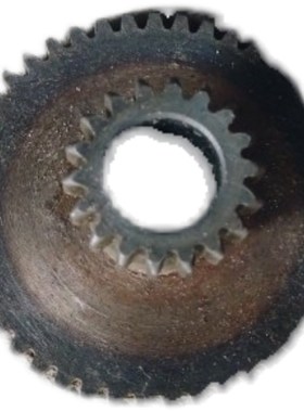 北京X62W X52K XA6132 X5040铣床配件4193双联齿轮Z18/45内孔28