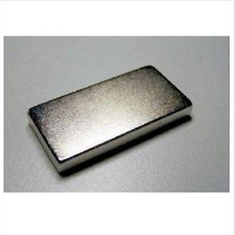 汽车磁化节油器8000磁性方型强磁F40*20*4 磁铁 磁钢 吸铁石 强磁,橡塑材料及制品,塑料盒/塑料箱/塑料柜,淘宝优惠券,粉丝福利购,淘宝优惠卷