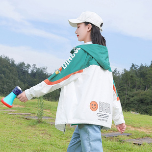 初中生外套少女孩春秋装新款2022青少年高中学生学院风休闲冲锋衣