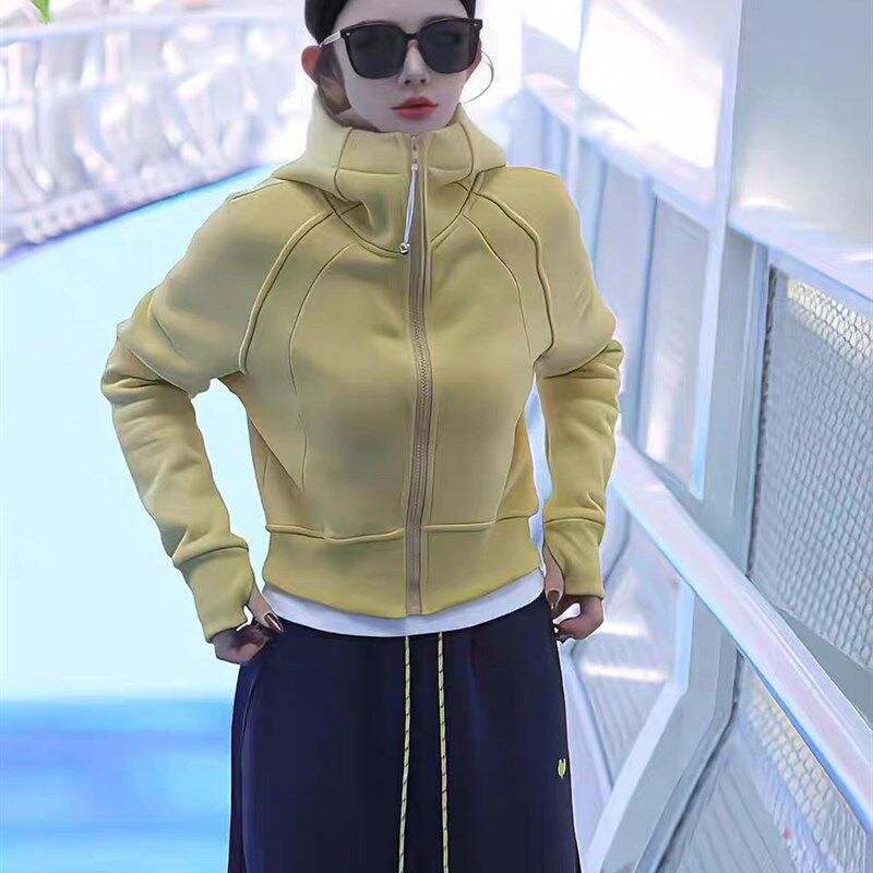 韩版立裁高级感空气层加绒连帽拉链卫衣女秋冬休闲减龄短款棒球服