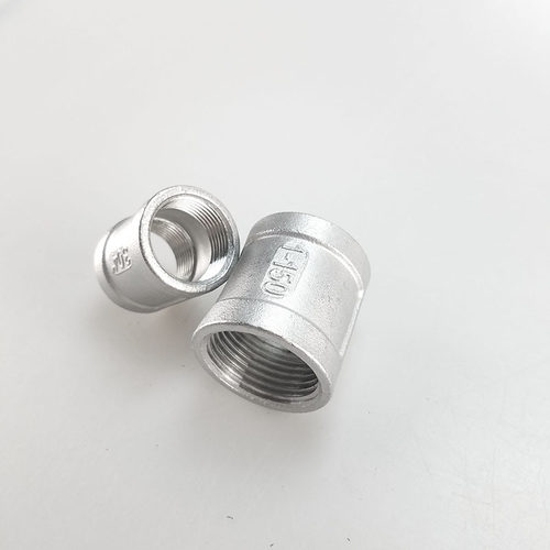 304不锈钢双内丝管箍铸造内螺纹直接水管外接头内接4分直通管配件