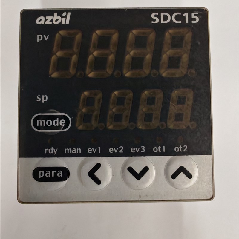 SDC15 C15SR0TA000 azbil山武温控器SDC15SR0TA000 P2CF-11九成新