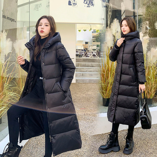 2021新款轻薄超长款过膝女羽绒棉服冬季简约黑色亮面修身棉衣外套