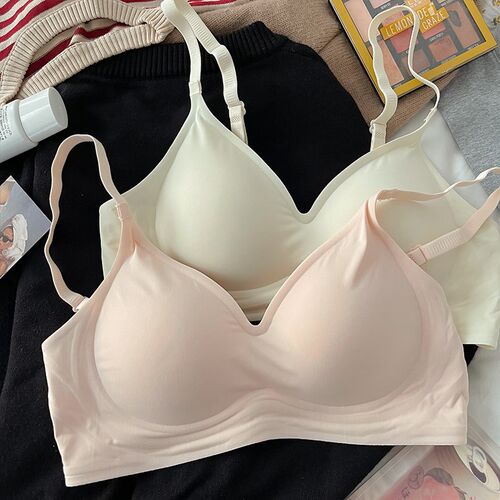 夏季薄款冰丝无痕裸感无钢圈内衣女聚拢大胸显小收副乳防下垂文胸