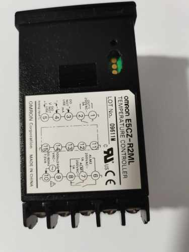 E5CZ E5CZ-R2ML 模拟量电压电流输入信号温控器 原装