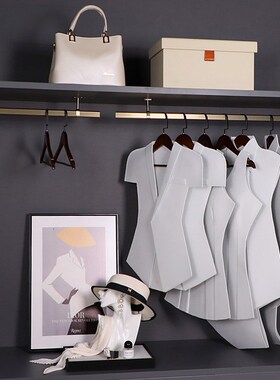 毛毡衣服道具轻奢极简样板房定制衣柜展厅装饰托盘组合衣帽间摆件