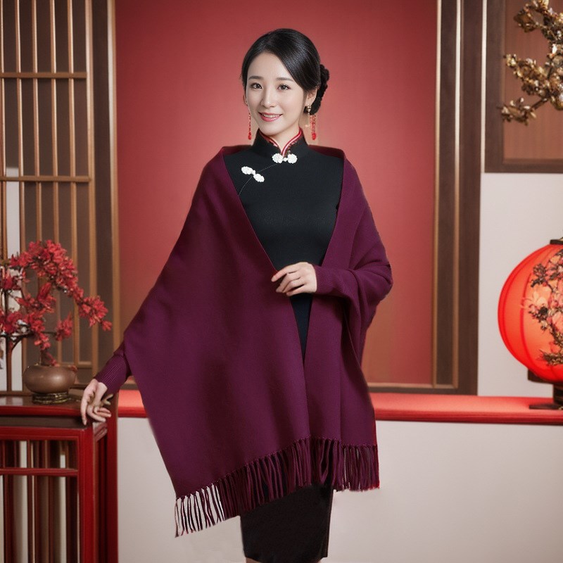 中式纯色披肩女喜婆婆妈妈配旗袍外搭斗篷婚宴礼服带袖秋冬外披风