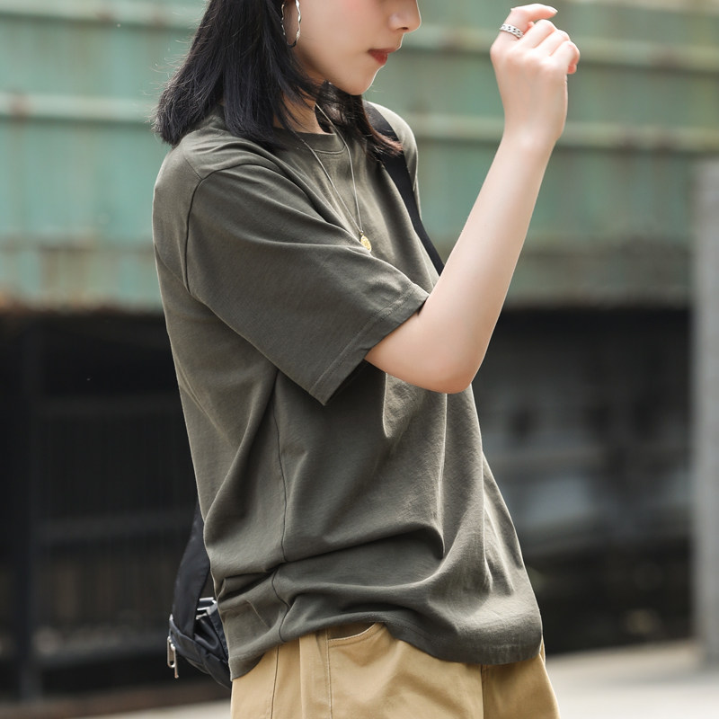 军绿色短袖t恤女夏季宽松2021新款纯棉大码体桖胖mm工装上衣春秋