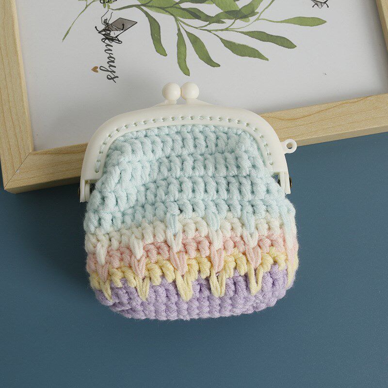 创意手工编织彩虹配色口金包 毛线钩织手拿零钱袋 甜美手作卡包