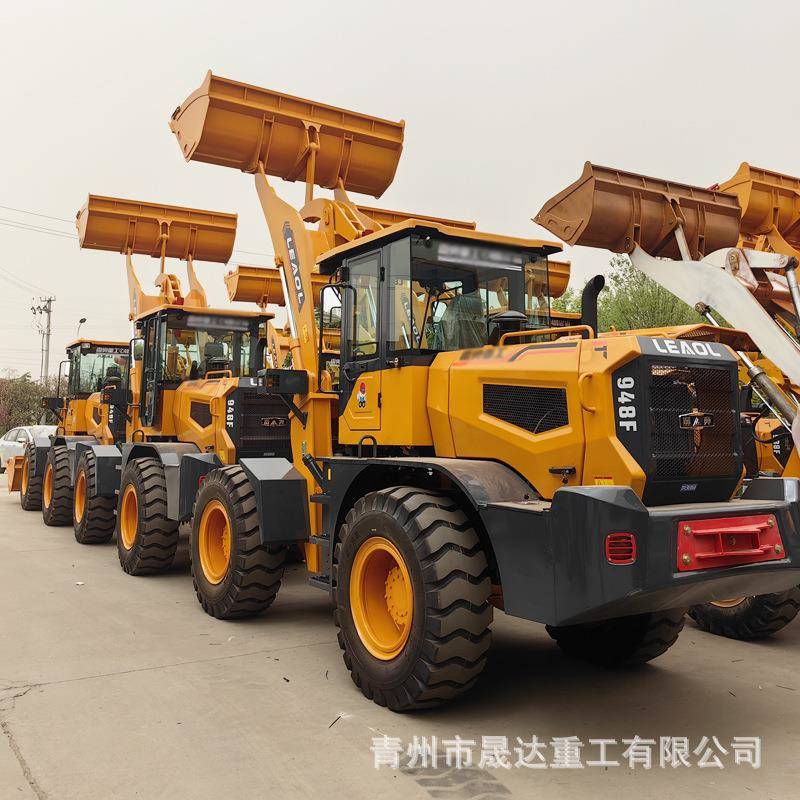 小铲车四驱通用建筑工程柴油砂石料场铲车养殖场粮食加高臂出口