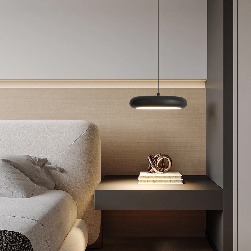 全铜餐厅吊灯现代简约意大利餐桌灯具网红极简飞碟三头吧台饭厅灯