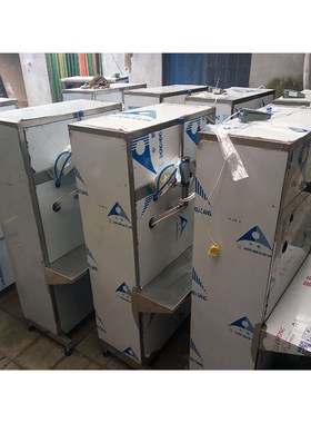 Semi-automatic filling machine半自动灌装机 自定量灌装设备