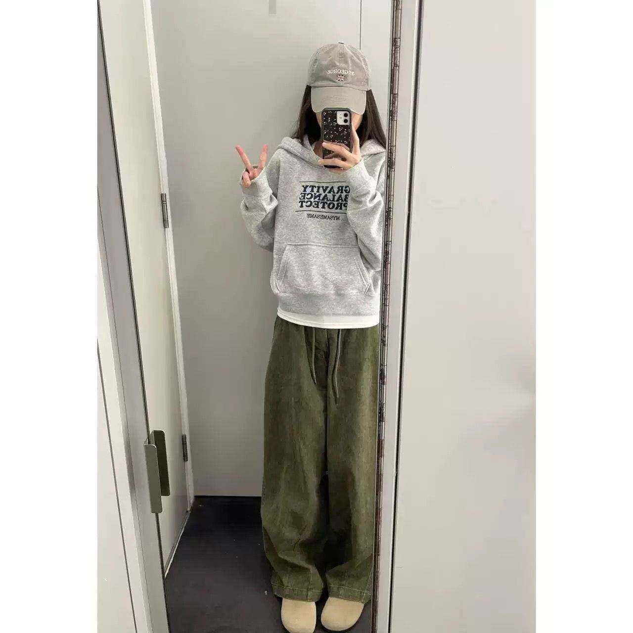 灰色短款连帽刺绣字母卫衣女2026新款春春季薄款美式慵懒外套