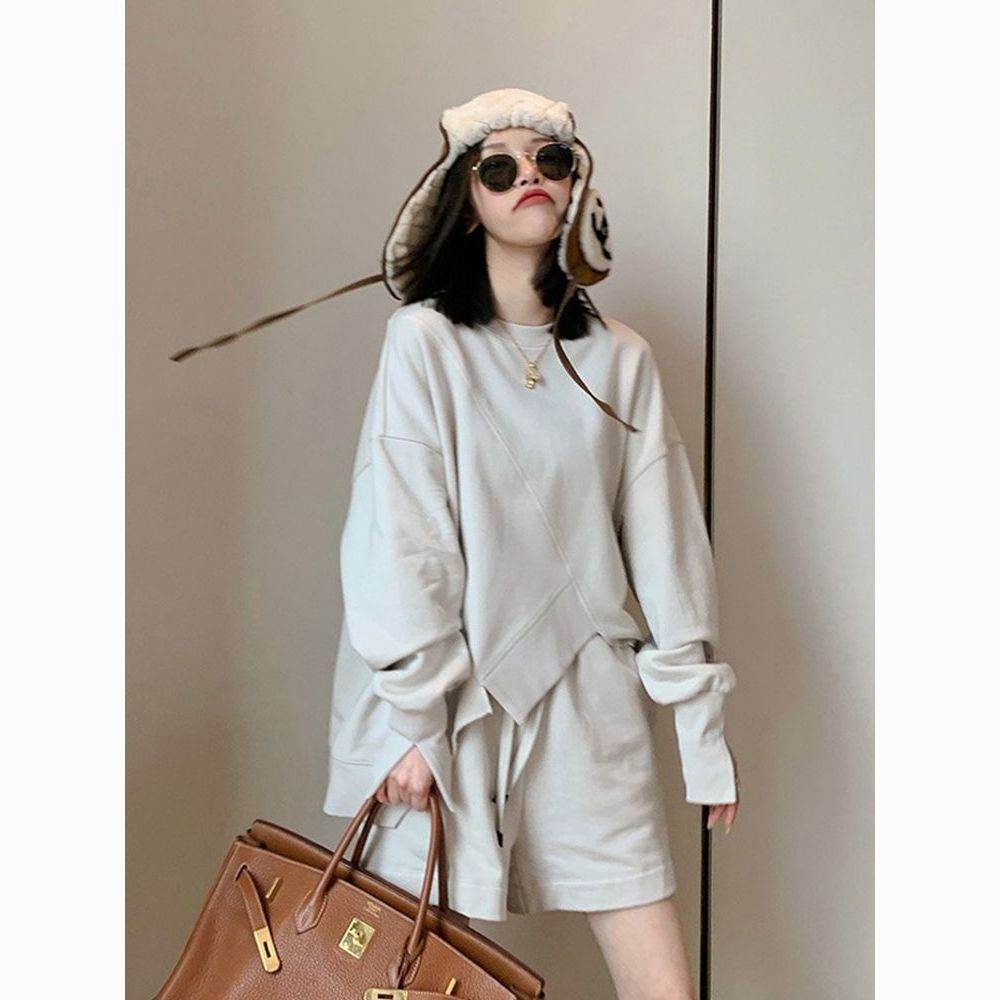 春秋不规则卫衣女高腰休闲百搭运动短裤春秋新款时尚显瘦两件套装
