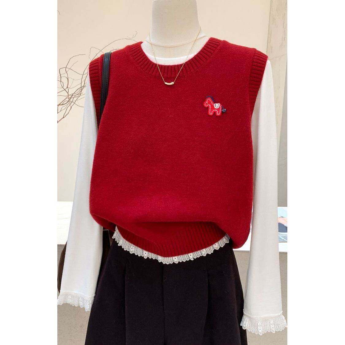 2026春装红色马甲针织衫圆领上衣女大码宽松休闲叠穿无袖毛衣背心