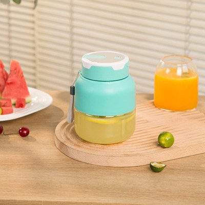 跨境迷你榨汁机无线便携式充电小型家用全自动果汁榨汁杯吨吨杯