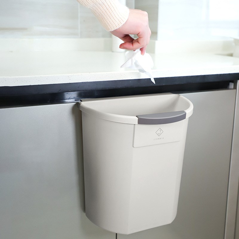 壁挂式垃圾桶免弯腰厨房家用橱柜门悬挂无盖塑料厨余筒大容量