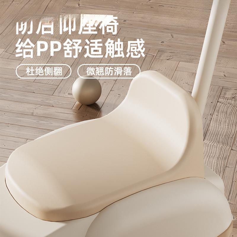 儿童三轮车1宝-3岁脚滑行车灯音乐宝可坐踏UAW小孩光溜溜玩具车可