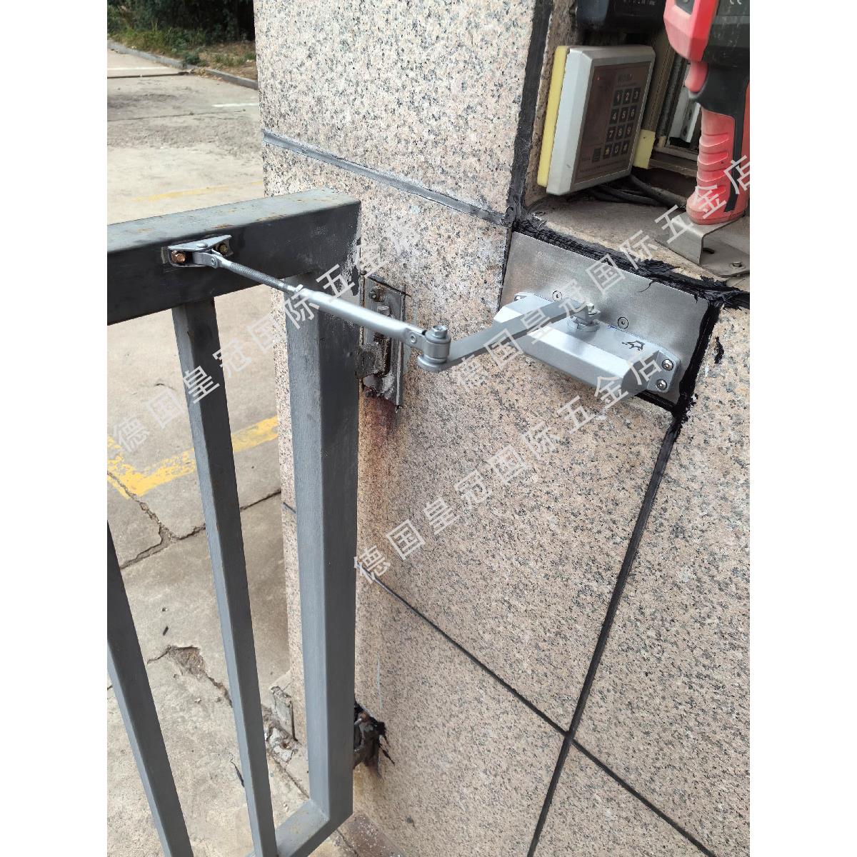 户外大型铁门侧装闭门器户外无门框架栅栏液压缓冲器自动闭门重型