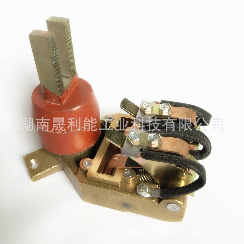矿山机车碳刷架 16*80 德式350刷架 电机车刷握 电动轮刷盒 16*50