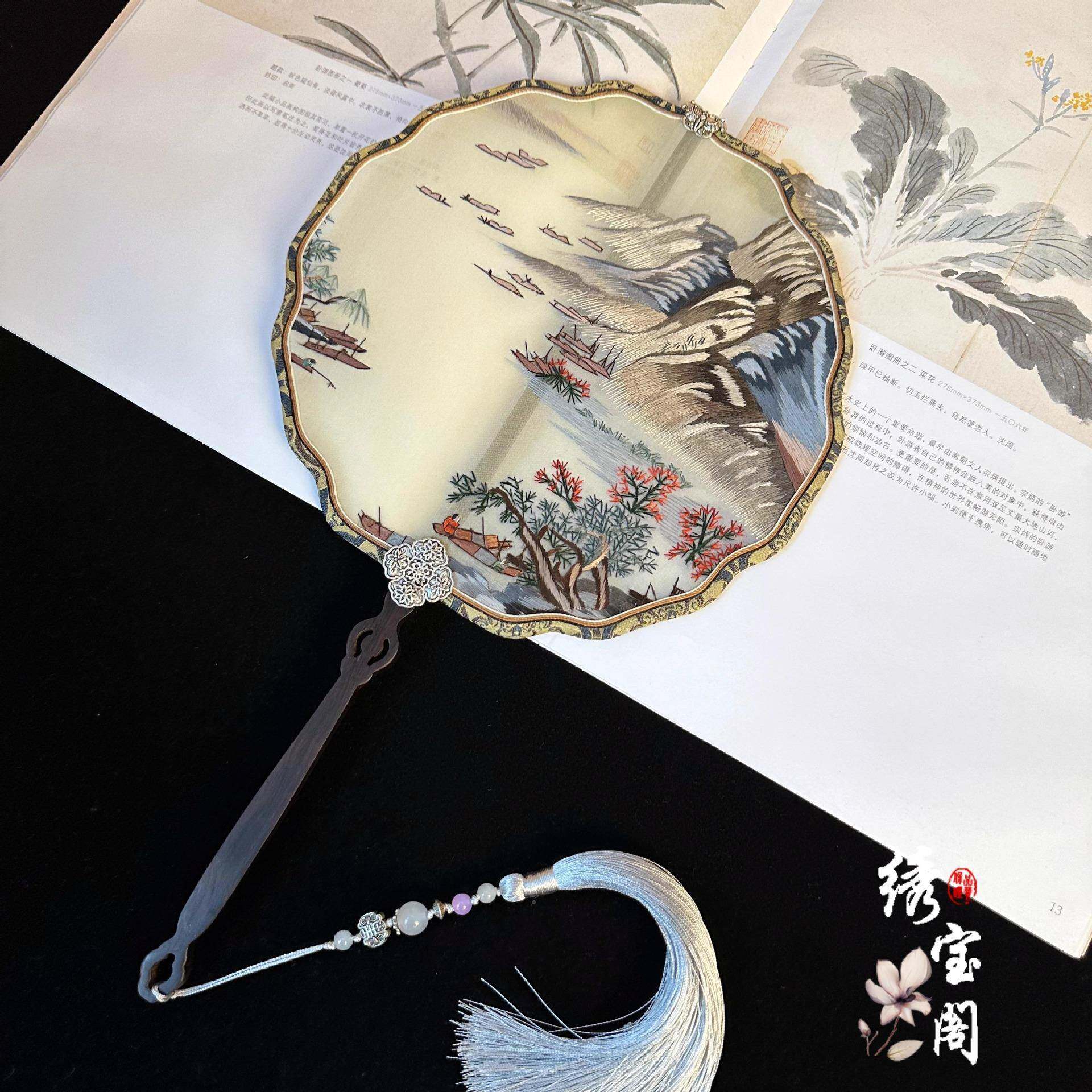 苏绣扇子纯手工古风ULI刺双面绣花州扇宋锦绣勾边苏团扇中扇国风