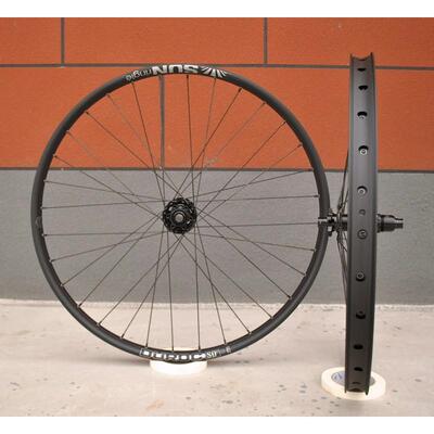 轱辘哥koozer350/450花鼓120响太阳sd37/42车圈sapim辐条山地轮组