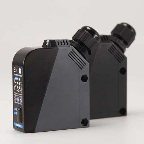 昌得CNTD对射方形光电开关CGF70-TM15SRC传感器m70常开+常闭24V