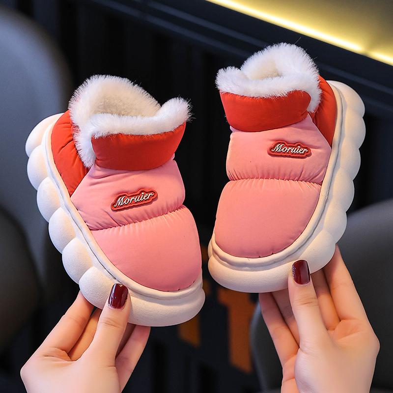 百搭新款学生外穿防水超舒适保暖加绒厚羽绒布雪地防滑短靴北方鞋