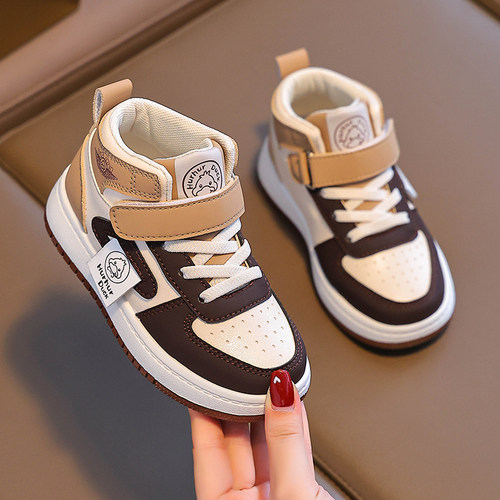 小黄鸭秋冬季休闲鞋男女童防臭皮面运动鞋小学生防水速干软底板鞋