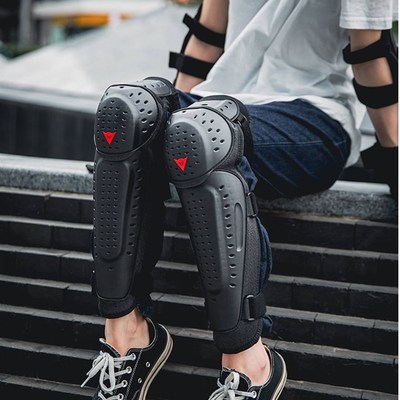 丹尼斯护膝护肘dainese摩托车护具防摔防护骑行四季护腿机车装备