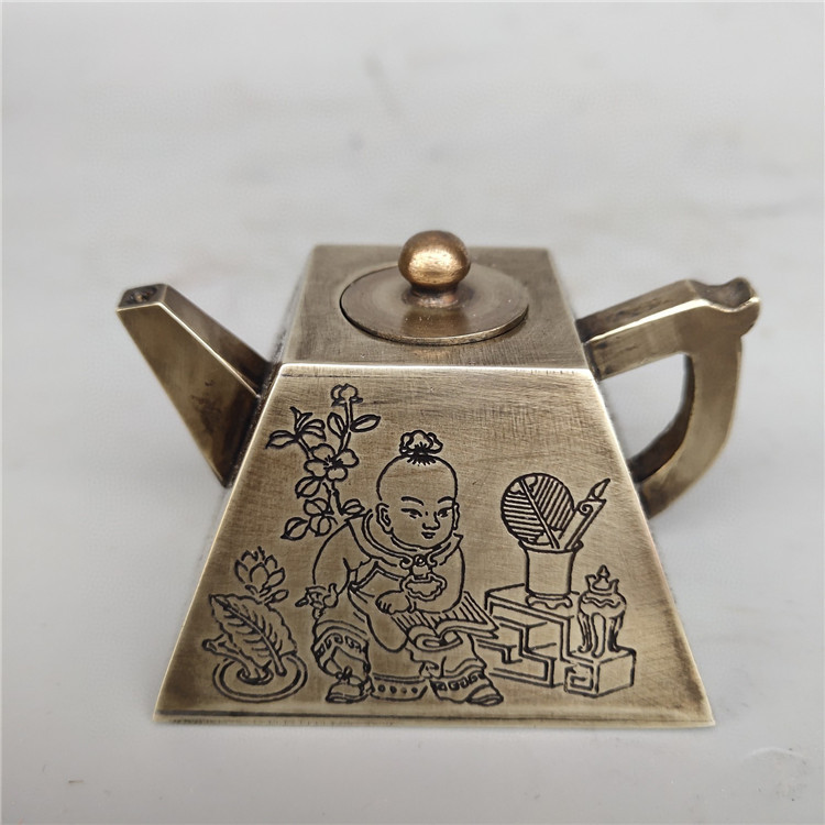 仿古做旧白铜铜器工艺品雕刻诗句书童研磨水滴摆件