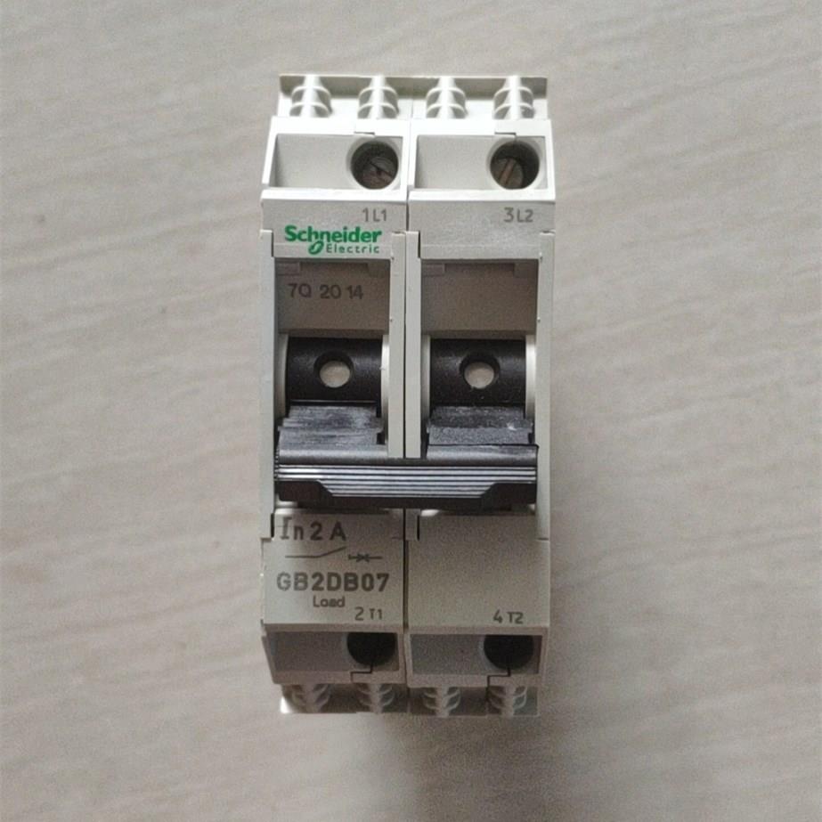 GB2DB06GB2CB1C2QLK好价C2格接触器L1F2100R7GB2-B06GAP1B101