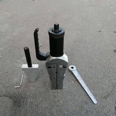 手动法盘器劈开FFNRSH兰-8法兰离器分体式撑开器管道接口扩张分器