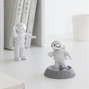 留白太空人桌面摆件创意宇航员模型办公室装饰品树脂工艺品小礼物