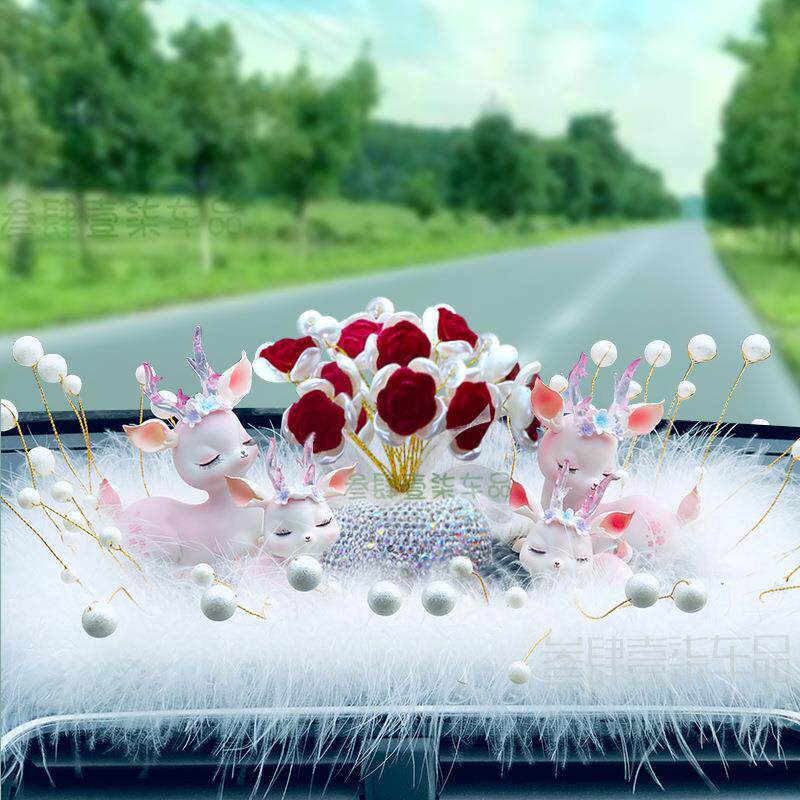 控G9I汽车件新款高档女神314可爱车内摆中台装饰安品一路平鹿车载